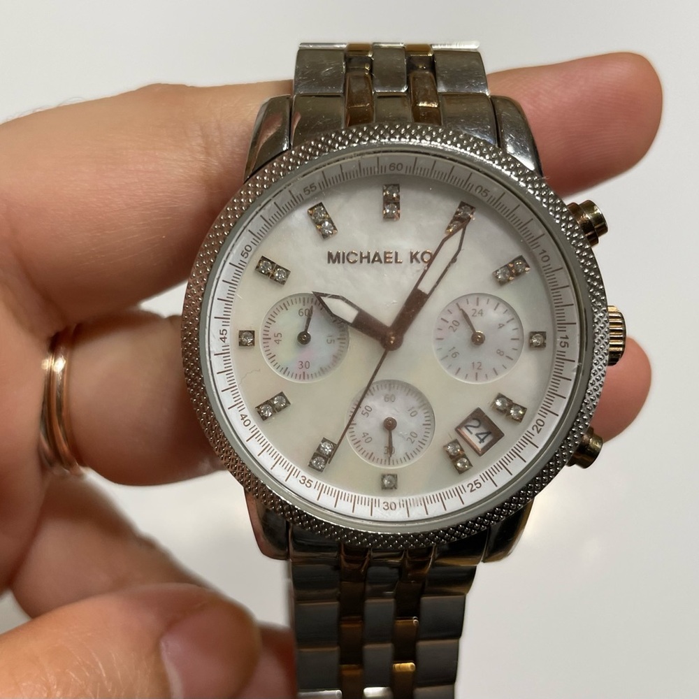 Michael Kors | Silver and Mother of Pearl Watch